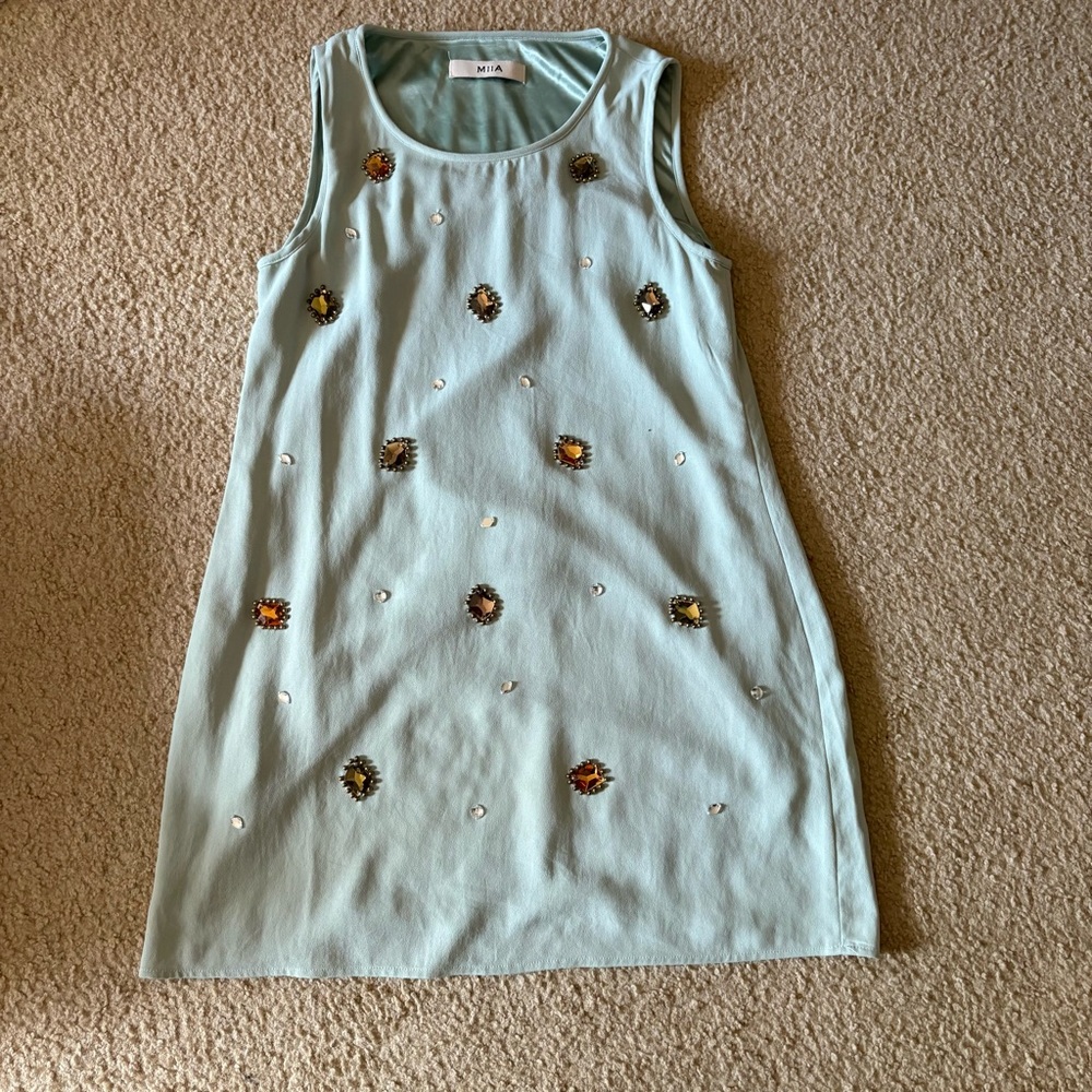 miia jeweled Sleeveless Dress